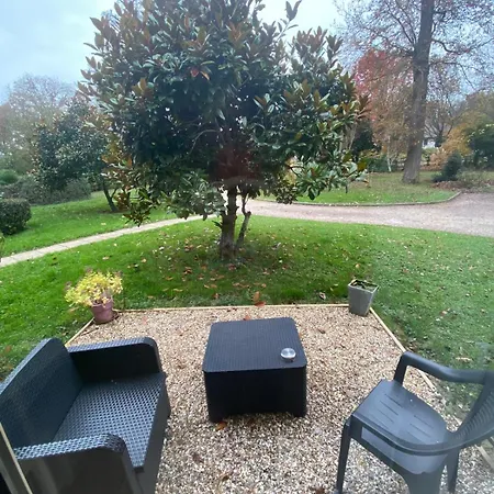 Au Charme Du Espace Bien Etre Et Piscine Chauffe Proche Parc Et Restaurant Du Casino 3* Forges-les-Eaux