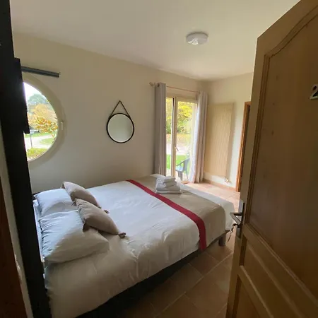 Vendégház Au Charme Du Espace Bien Etre Et Piscine Chauffe Proche Parc Et Restaurant Du Casino 3*