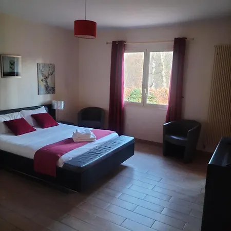 Au Charme Du Espace Bien Etre Et Piscine Chauffe Proche Parc Et Restaurant Du Casino 3* Forges-les-Eaux