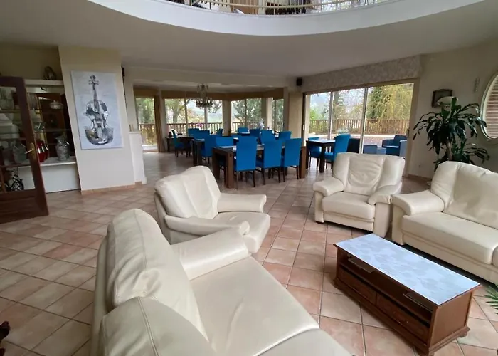 Gasthuis Au Charme Du Espace Bien Etre Et Piscine Chauffe Proche Parc Et Restaurant Du Casino