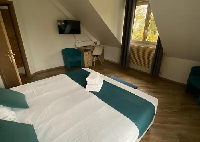 Au Charme Du Espace Bien Etre Et Piscine Chauffe Proche Parc Et Restaurant Du Casino 3* Forges-les-Eaux